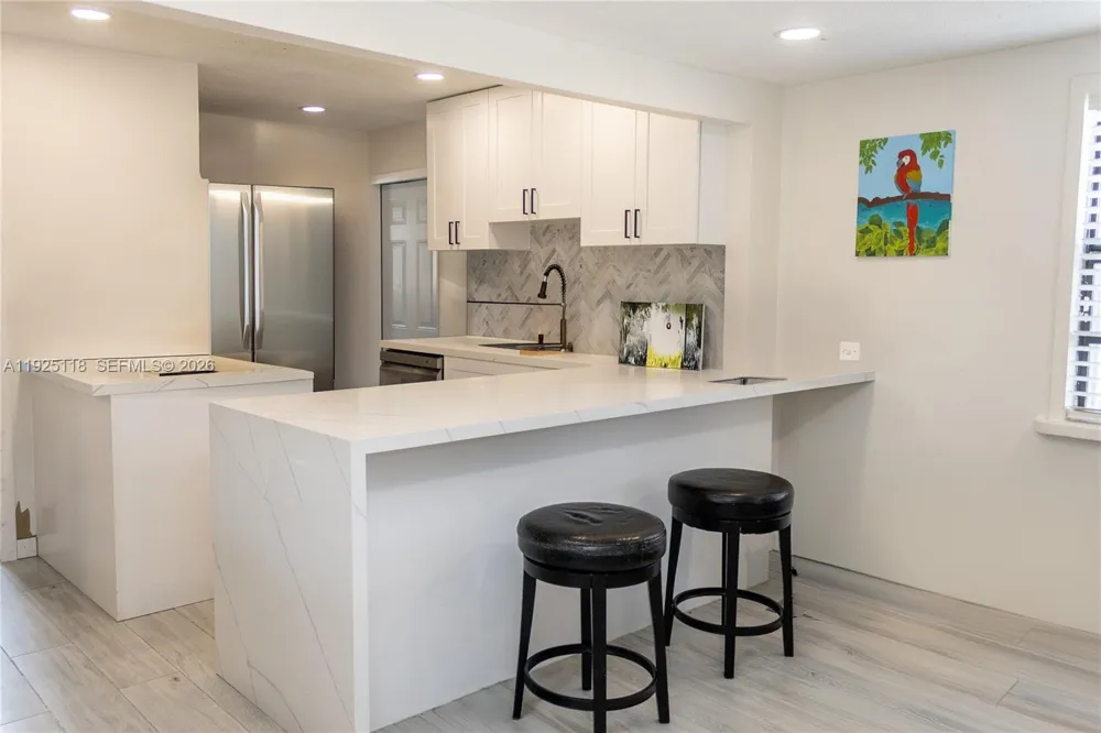 2444 Roosevelt St Hollywood, FL 33020