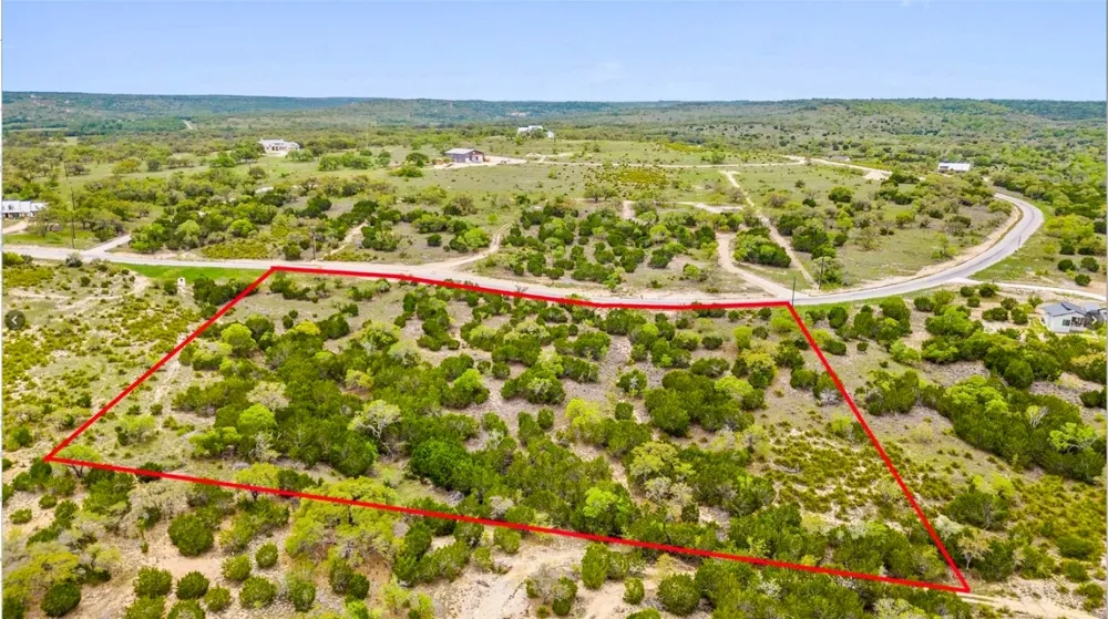 1200 Lipan Apache Run Blanco, TX 78606