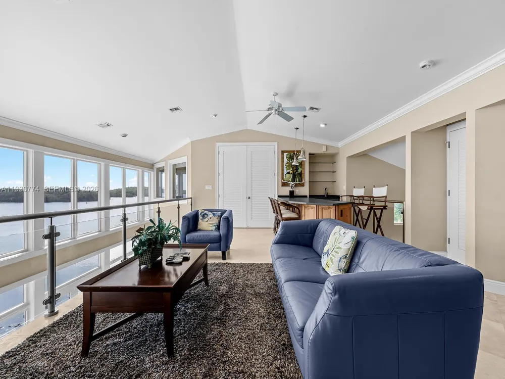 57 Garden Cove Dr Key Largo, FL 33037
