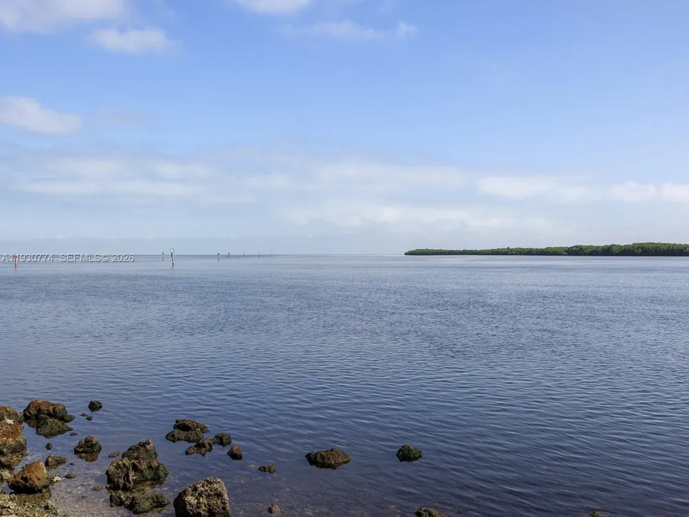 57 Garden Cove Dr Key Largo, FL 33037