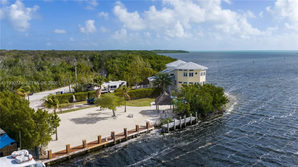 57 Garden Cove Dr Key Largo, FL 33037