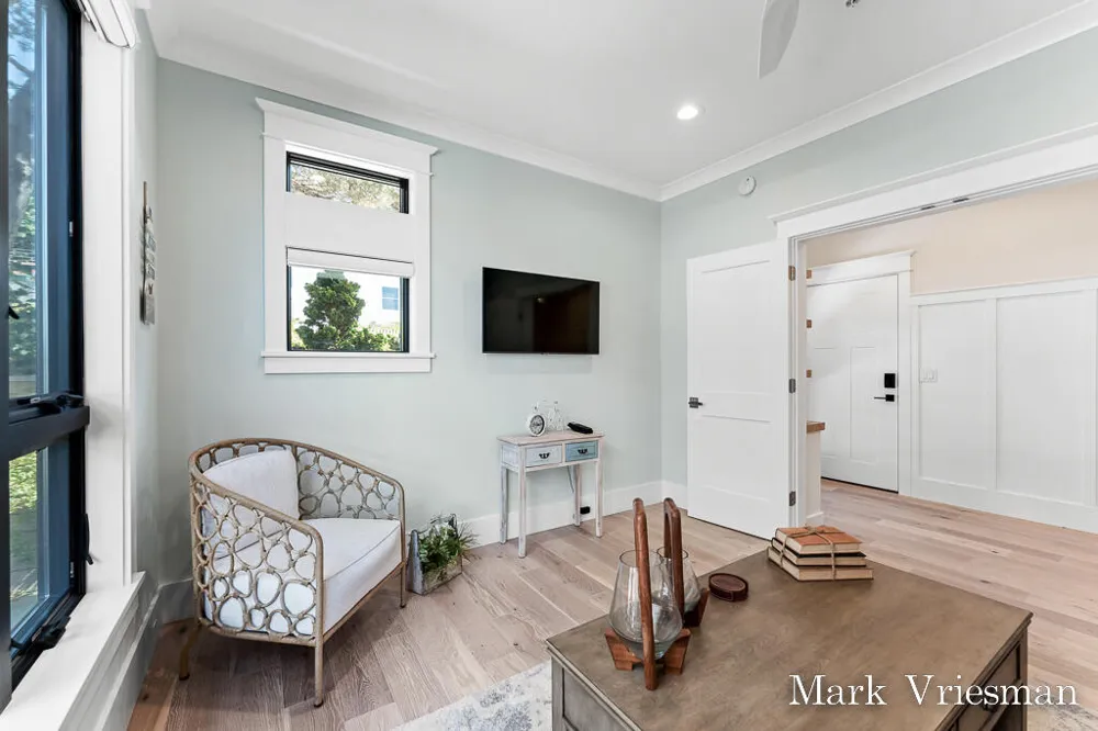 218 S Harbor Drive #201 Grand Haven City, MI 49417