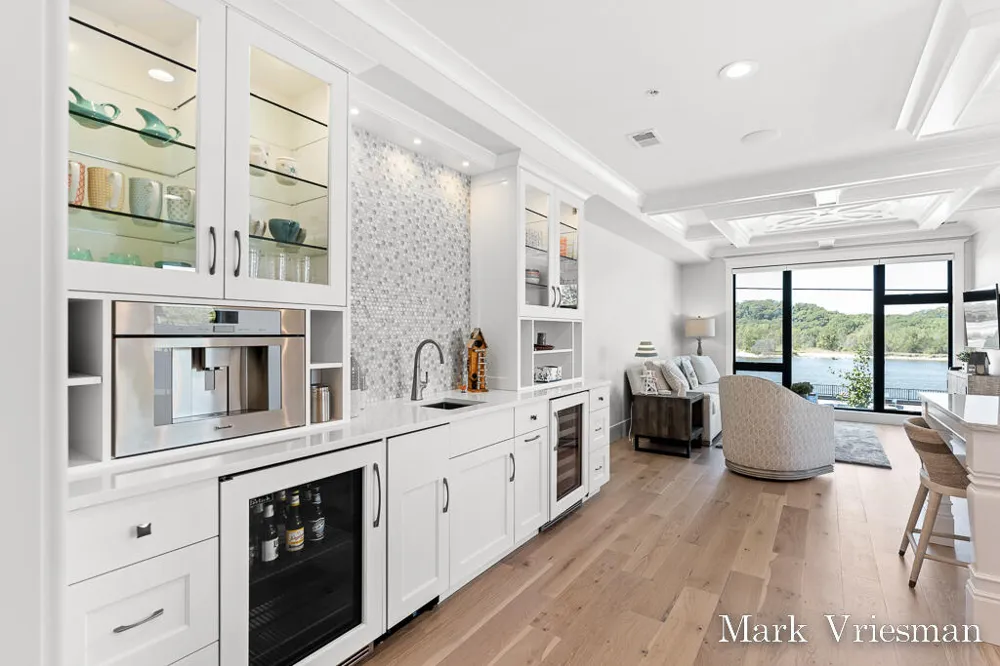 218 S Harbor Drive #201 Grand Haven City, MI 49417