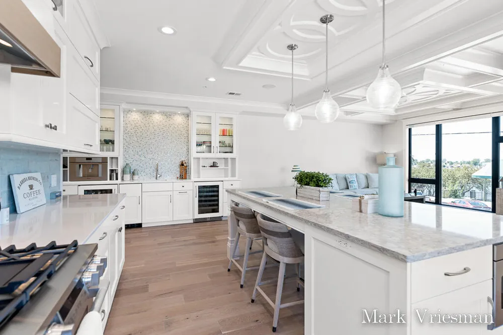 218 S Harbor Drive #201 Grand Haven City, MI 49417