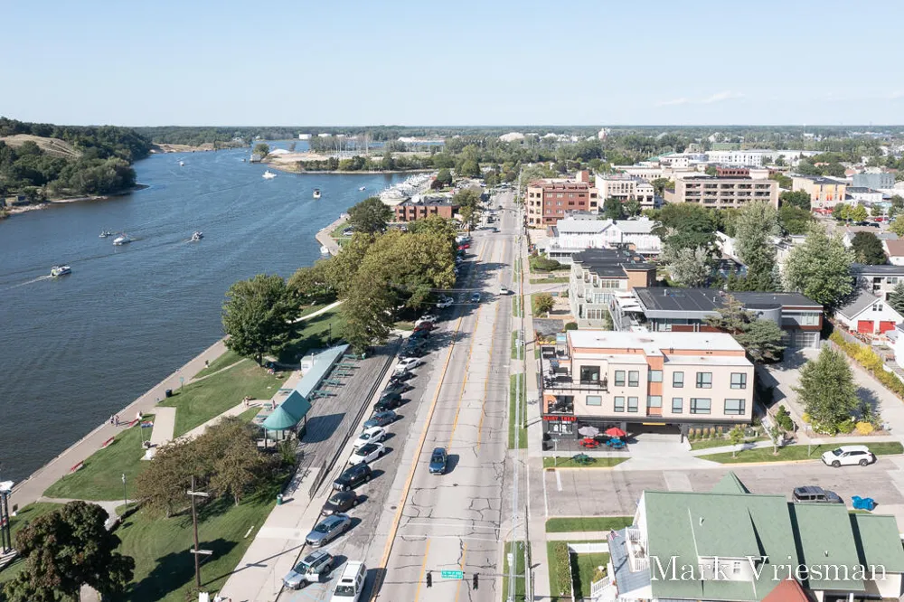 218 S Harbor Drive #201 Grand Haven City, MI 49417