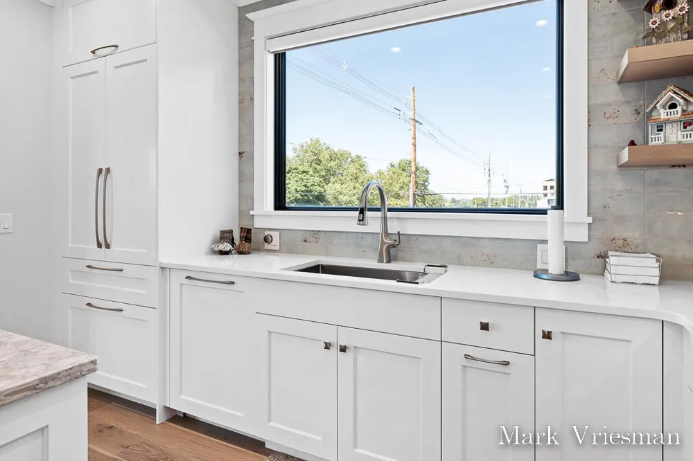 218 S Harbor Drive #201 Grand Haven City, MI 49417