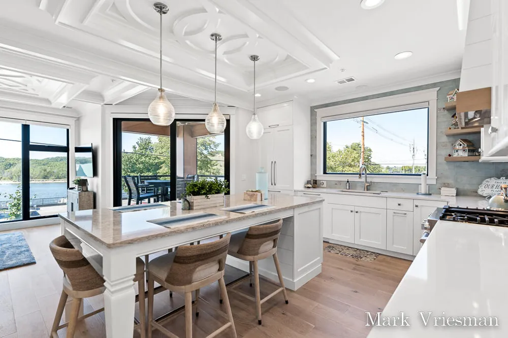 218 S Harbor Drive #201 Grand Haven City, MI 49417