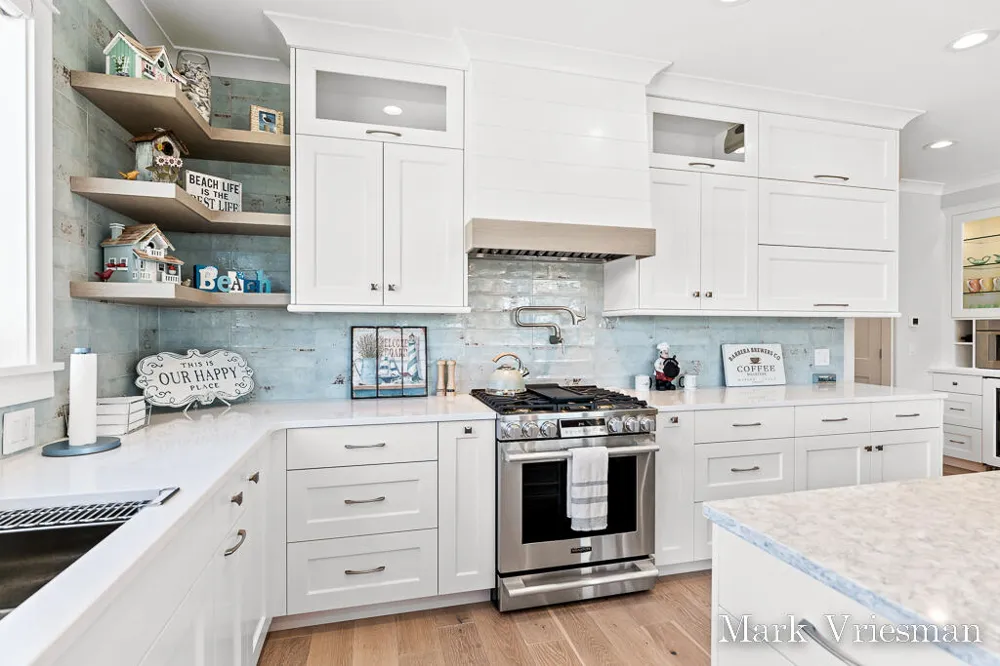 218 S Harbor Drive #201 Grand Haven City, MI 49417