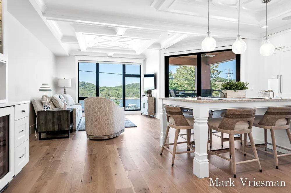 218 S Harbor Drive #201 Grand Haven City, MI 49417