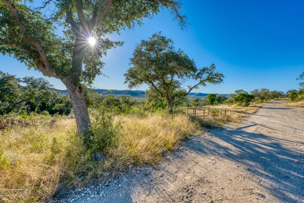 32901 Texas Hwy 55 Uvalde, TX 78801