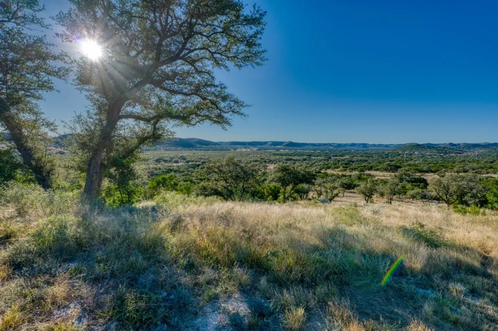 32901 Texas Hwy 55 Uvalde, TX 78801