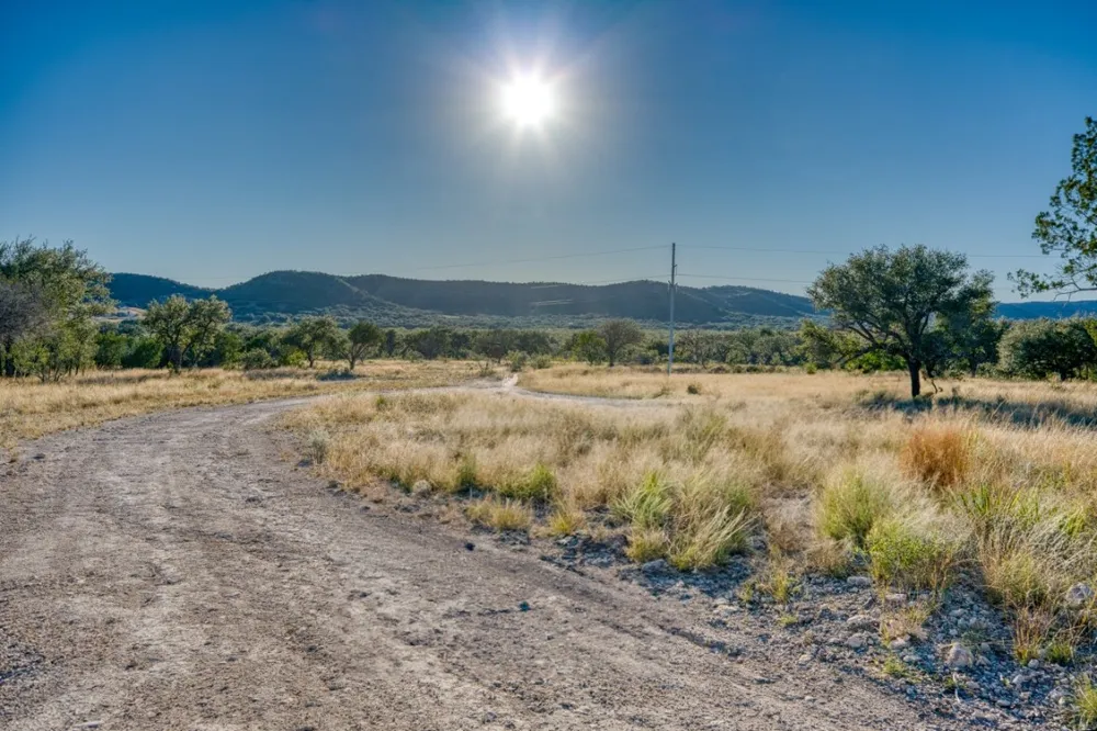 32901 Texas Hwy 55 Uvalde, TX 78801