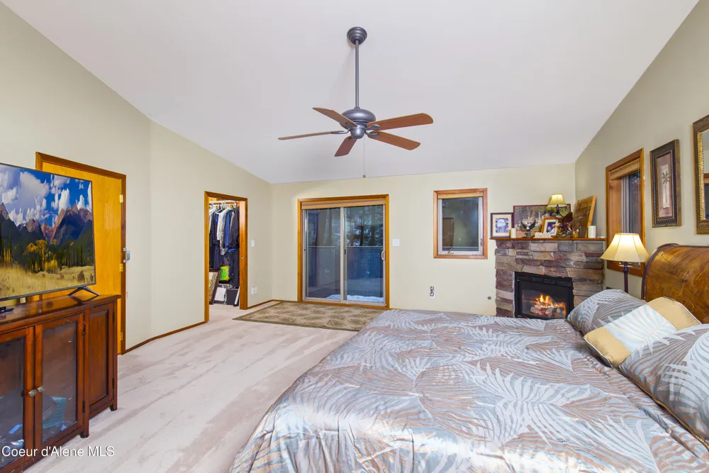 325 Wambli Wahohpi Careywood, ID 83809