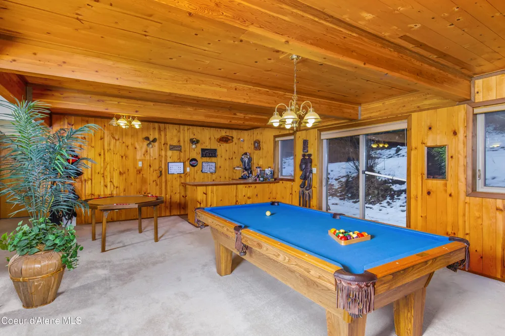 325 Wambli Wahohpi Careywood, ID 83809