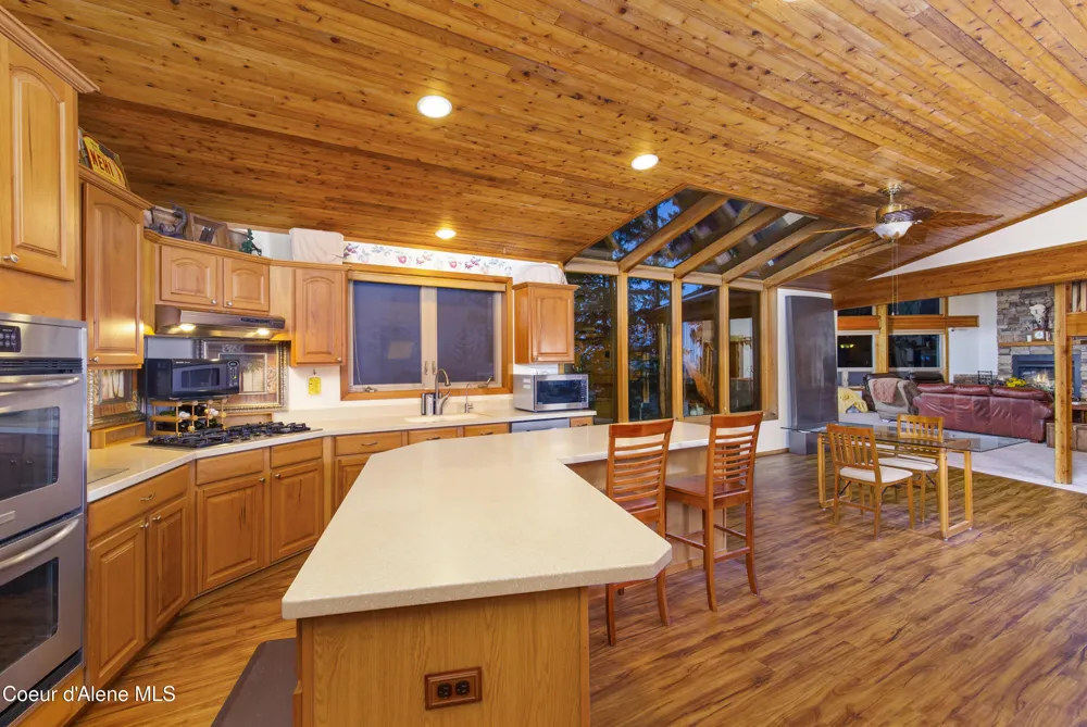 325 Wambli Wahohpi Careywood, ID 83809