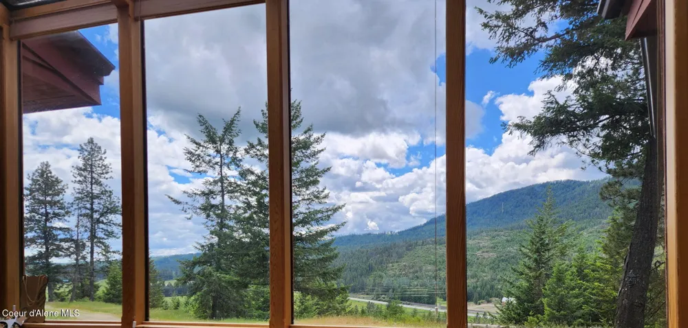 325 Wambli Wahohpi Careywood, ID 83809