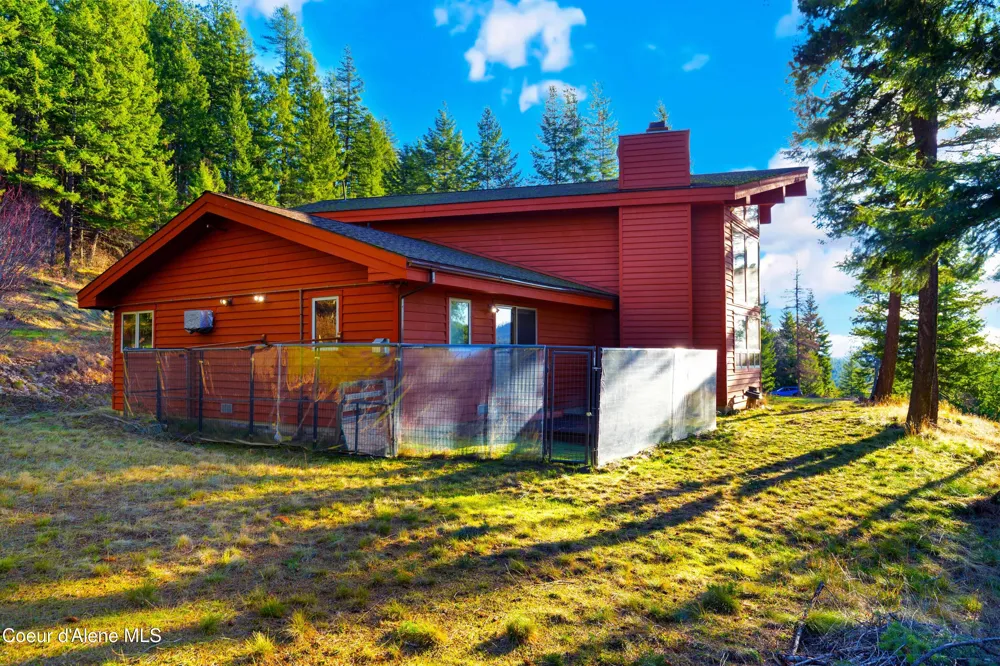 325 Wambli Wahohpi Careywood, ID 83809