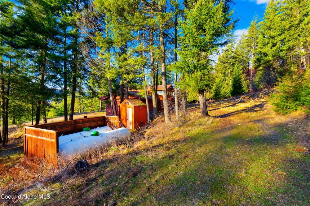 325 Wambli Wahohpi Careywood, ID 83809