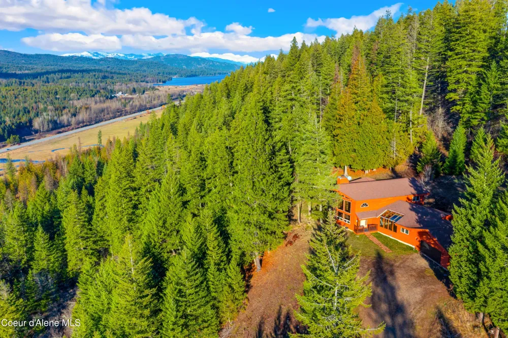 325 Wambli Wahohpi Careywood, ID 83809