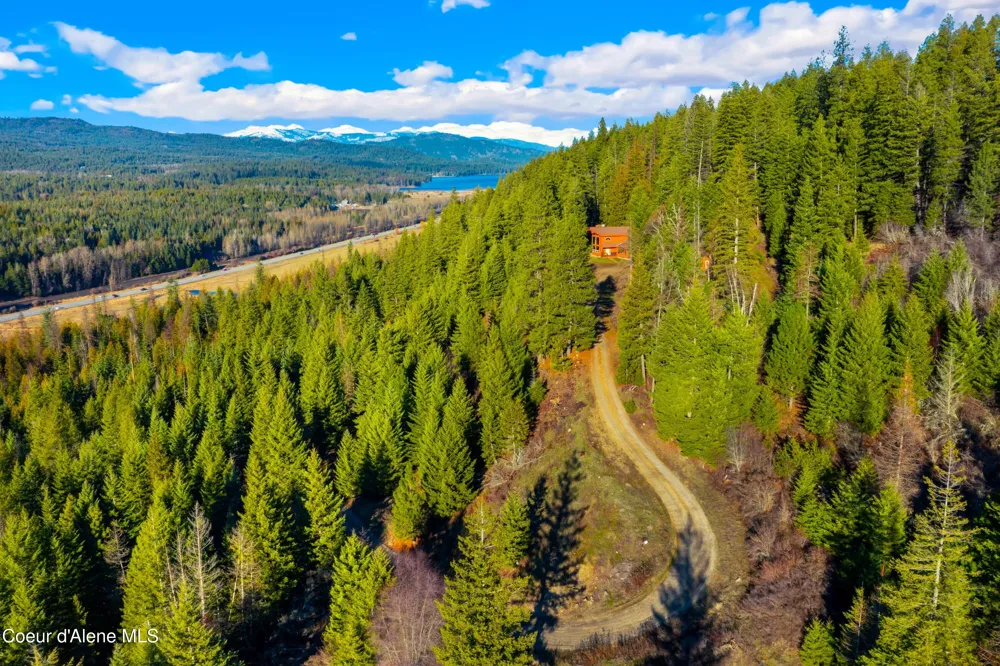 325 Wambli Wahohpi Careywood, ID 83809