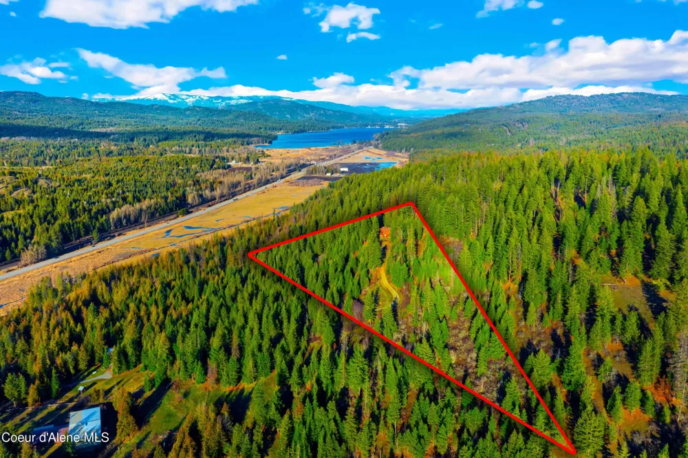 325 Wambli Wahohpi Careywood, ID 83809