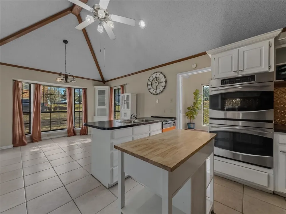 1821 Montauk Way DeSoto, TX 75115
