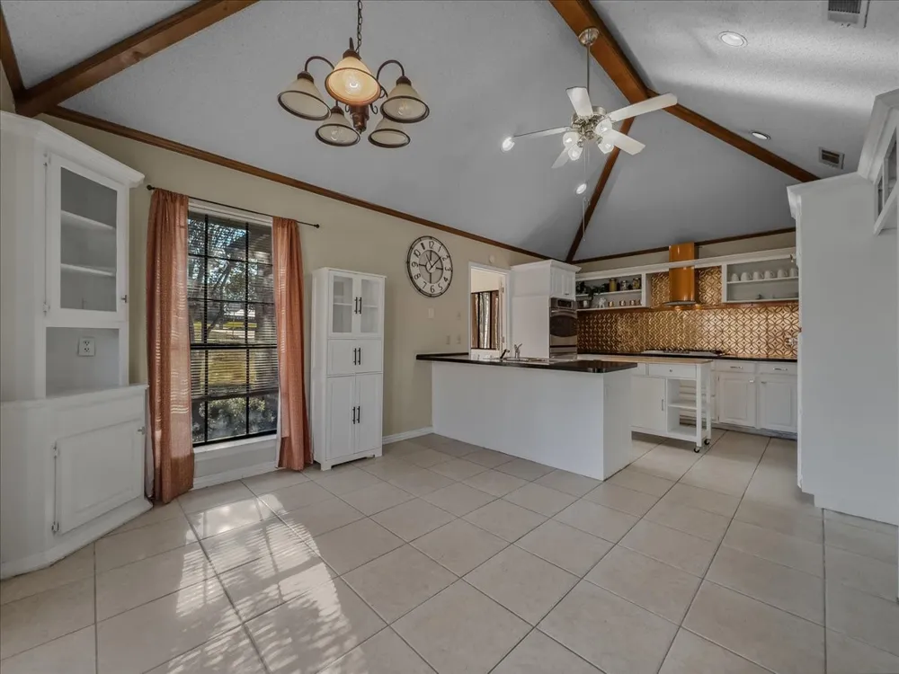 1821 Montauk Way DeSoto, TX 75115
