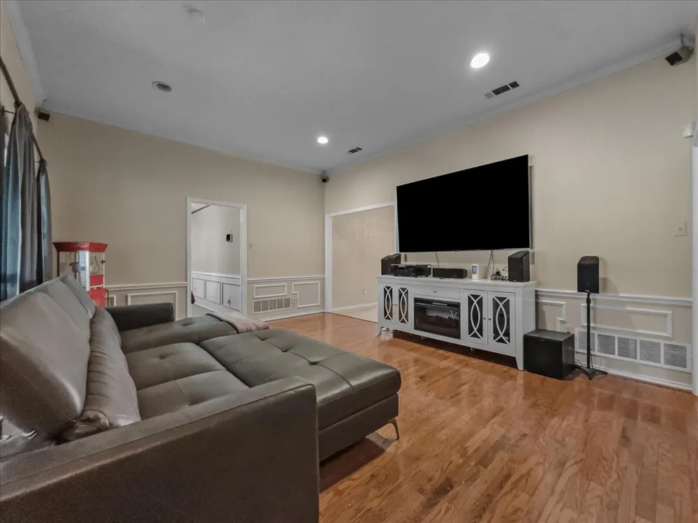 1821 Montauk Way DeSoto, TX 75115