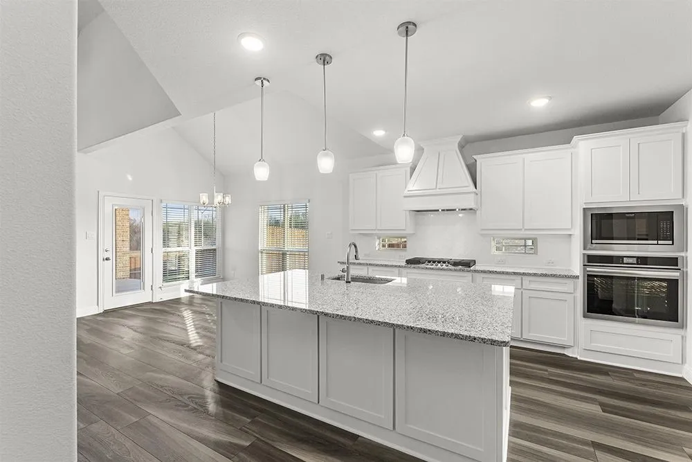 2610 White Plains Drive Midlothian, TX 76065