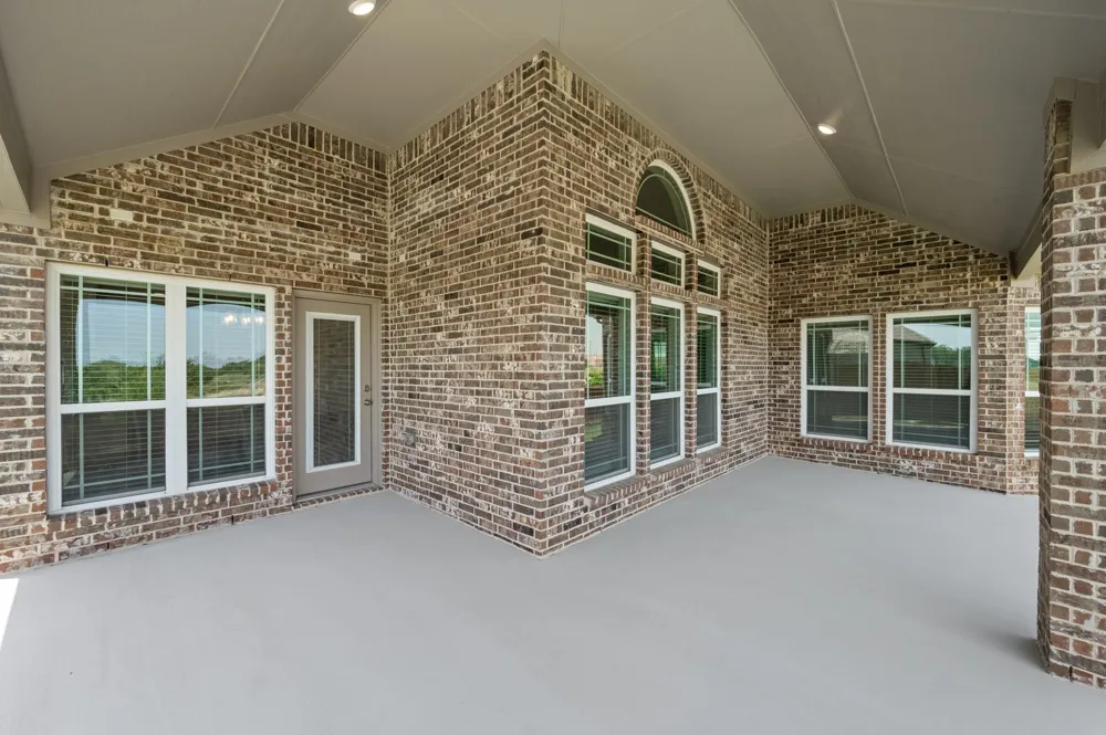 2610 White Plains Drive Midlothian, TX 76065