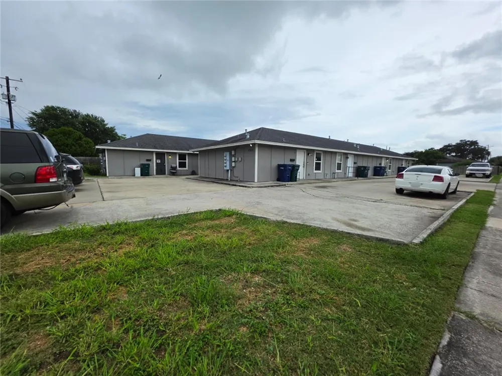 2937 Ruth St Corpus Christi, TX 78405