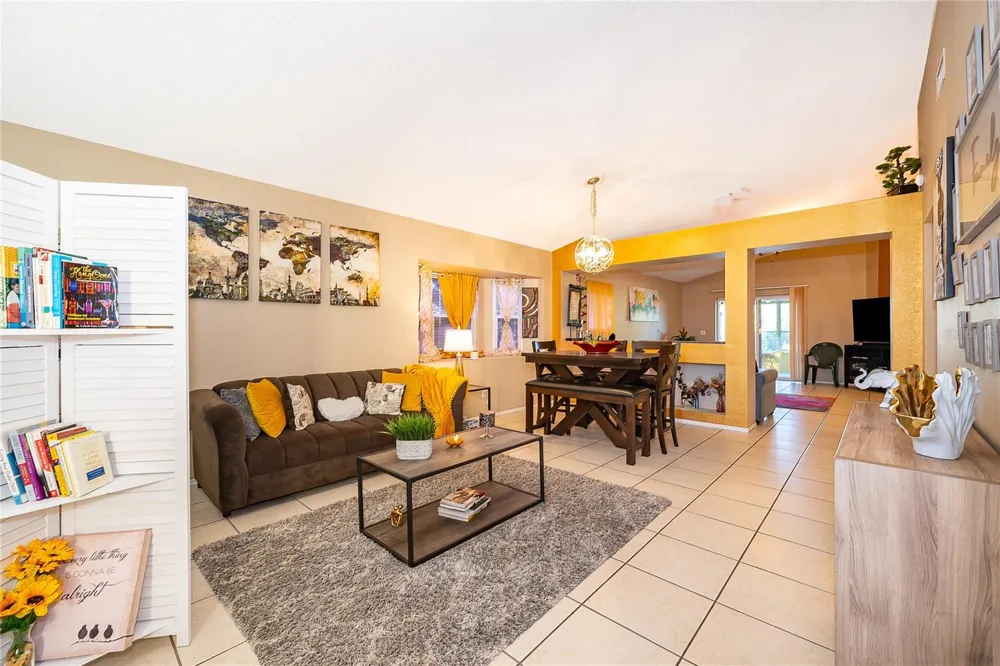 1152 VIEW POINTE CIRCLE Lake Wales, FL 33853