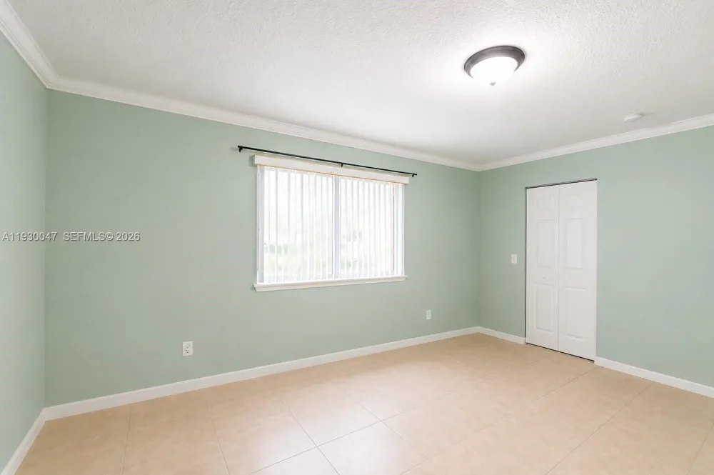 63 NW 17th Pl #6 Miami, FL 33125