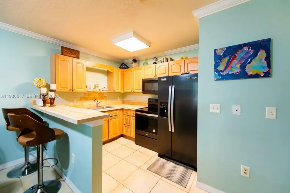 63 NW 17th Pl #6 Miami, FL 33125