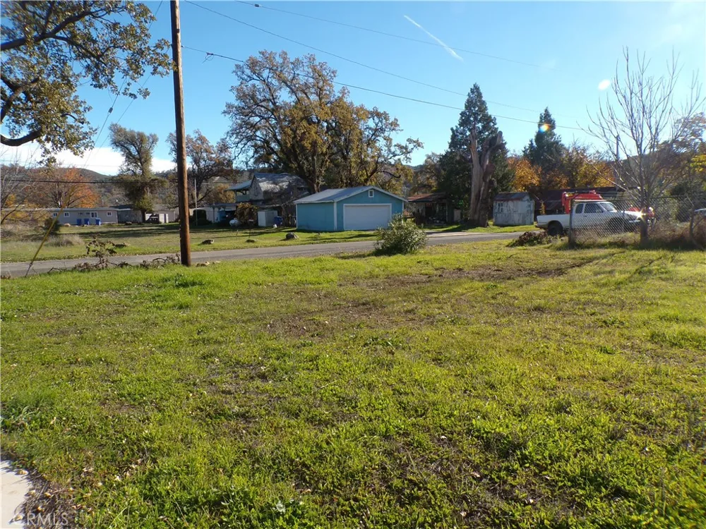 21305 Stewart Middletown, CA 95461