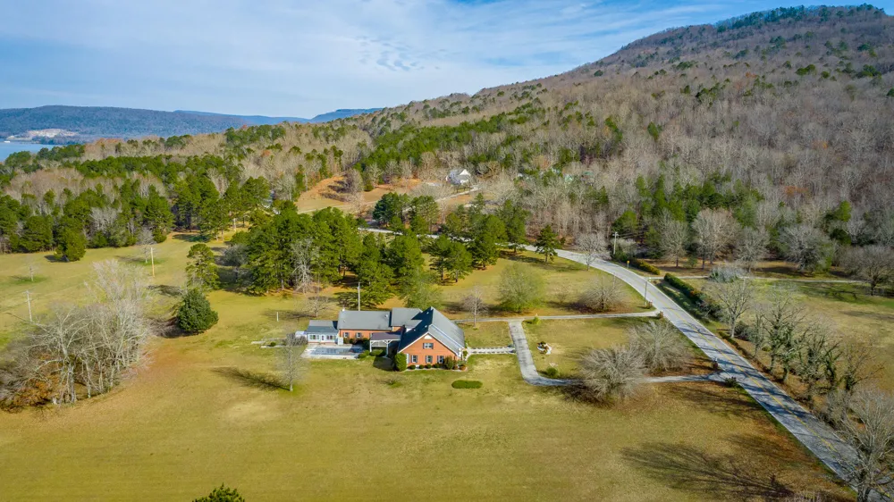 8121 Highway 156 South Pittsburg, TN 37380
