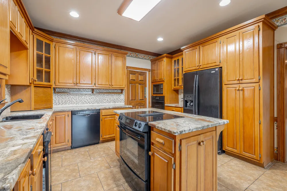 8121 Highway 156 South Pittsburg, TN 37380