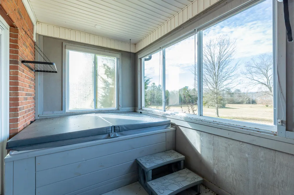 8121 Highway 156 South Pittsburg, TN 37380
