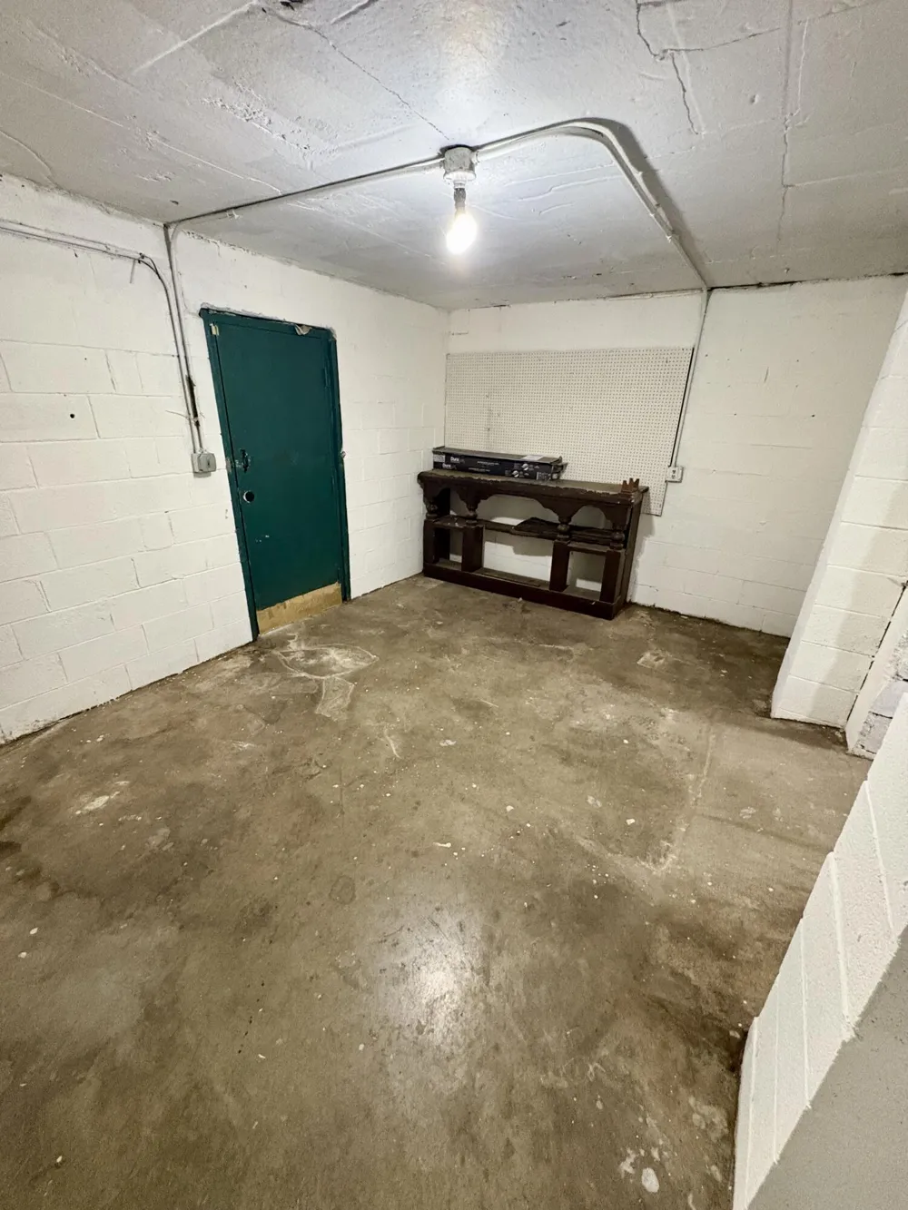 905 Mcadoo Street Clinton, TN 37716