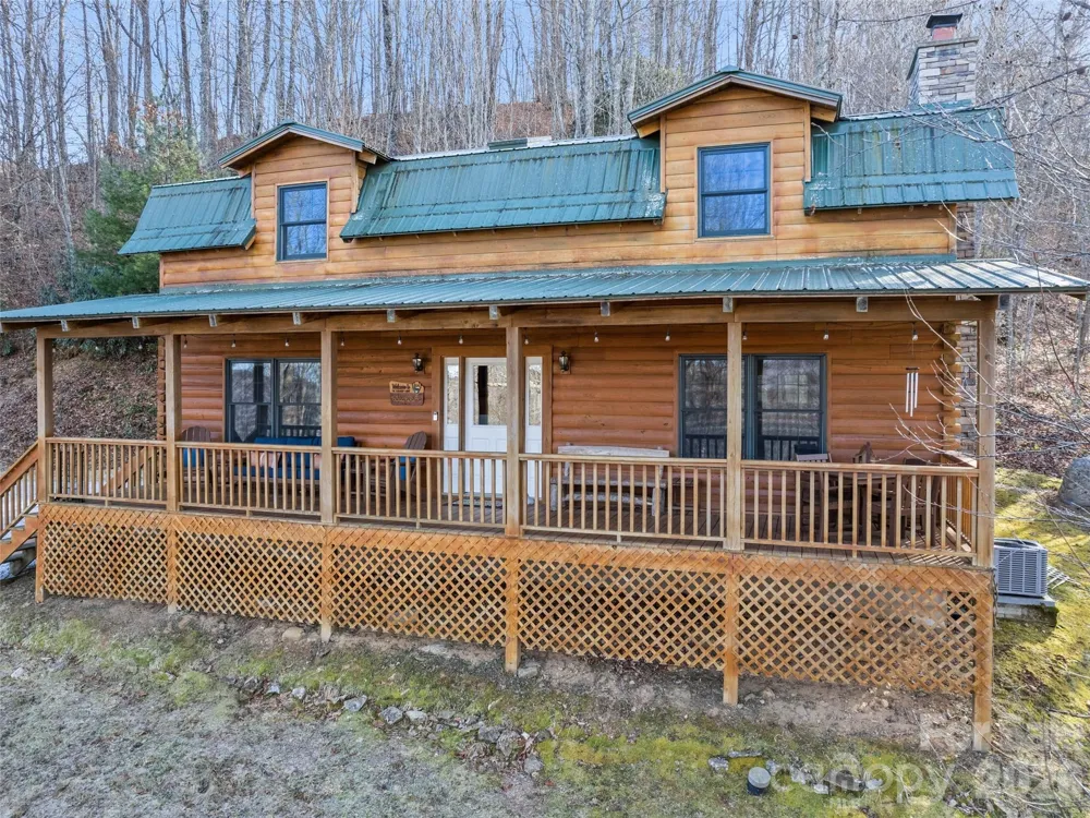171 Sharons Bluff Franklin, NC 28734