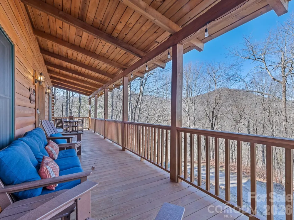 171 Sharons Bluff Franklin, NC 28734
