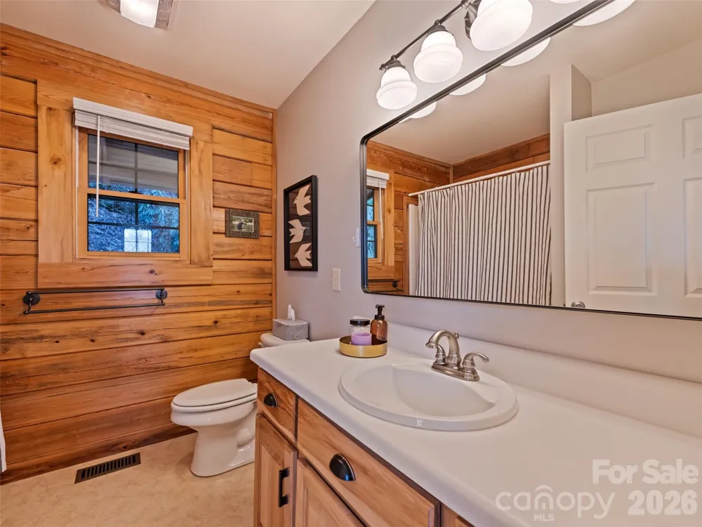 171 Sharons Bluff Franklin, NC 28734