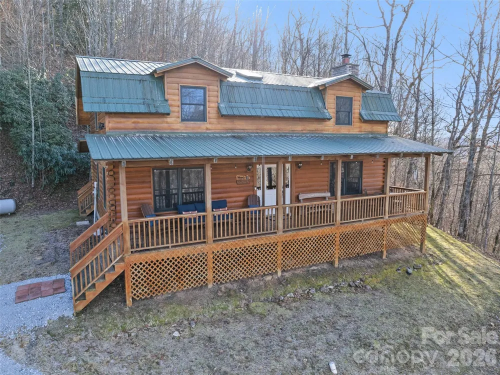 171 Sharons Bluff Franklin, NC 28734