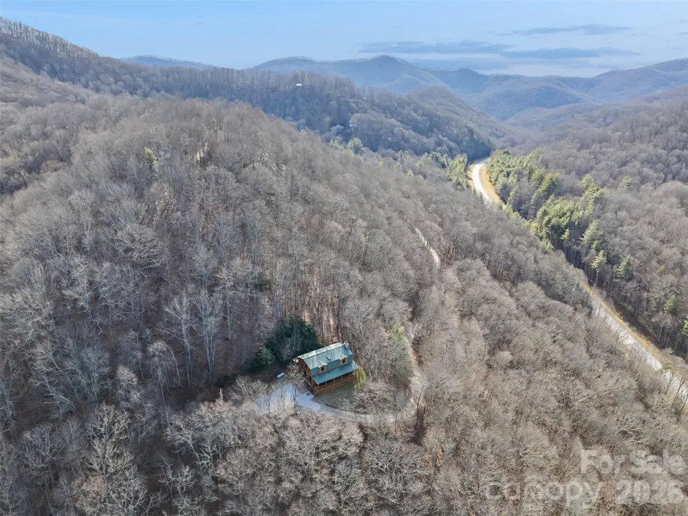 171 Sharons Bluff Franklin, NC 28734
