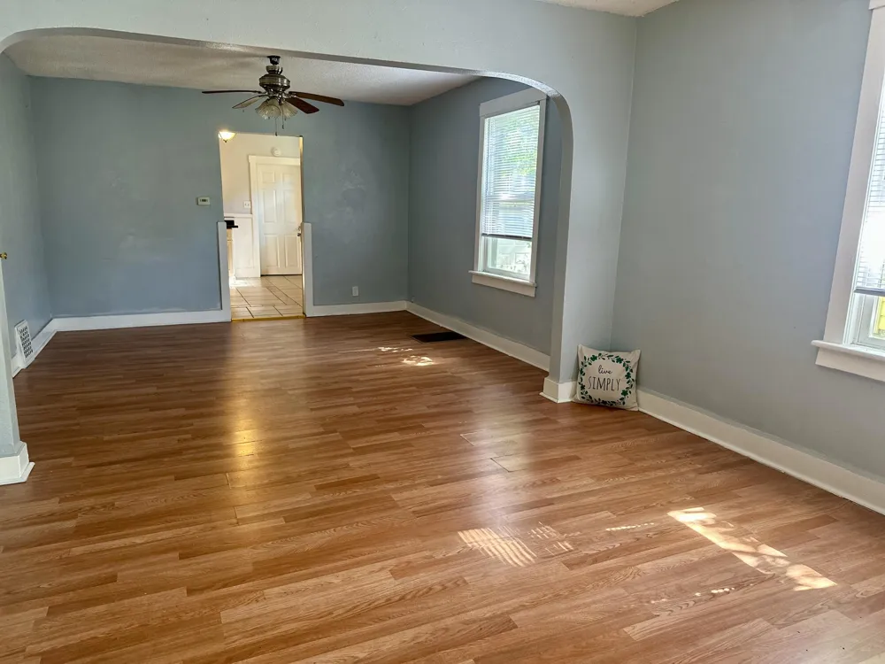 828 W Larch Avenue Muskegon, MI 49441