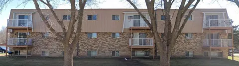 901 Pearl Avenue