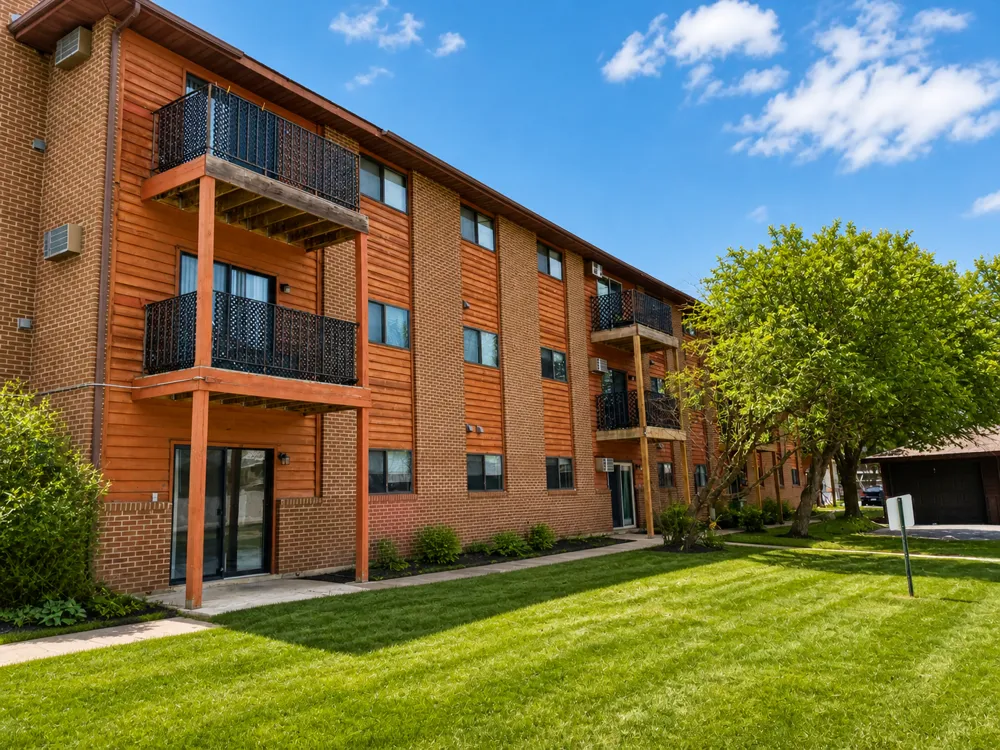 901 Country Club Drive Marshall, MN 56258