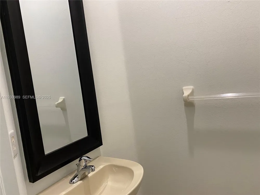 112 Wakulla Springs Way #112 Royal Palm Beach, FL 33411