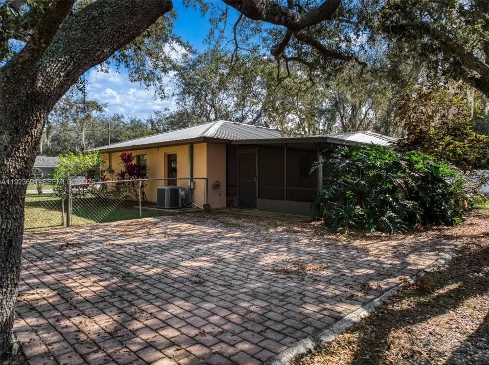 1771 Torrington Road Avon Park, FL 33825