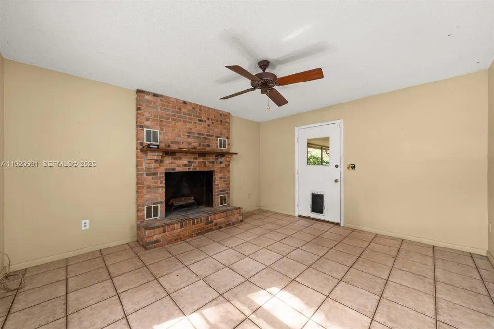 1771 Torrington Road Avon Park, FL 33825